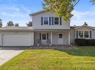 123 Bright Autumn Ln, Rochester, NY 14626