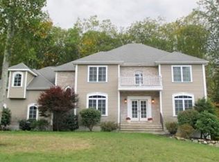 31 Highridge Rd, Bellingham, MA 02019