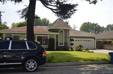 3rd image of 2420 El Capitan Ave