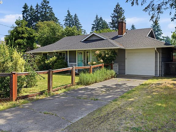 2nd image of 144 NE 139th Ave