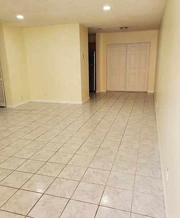 3rd image of 3211 Coral Ridge Dr #3211