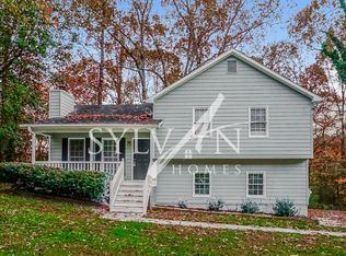 495 Robin Hood Dr, Douglasville, GA 30134