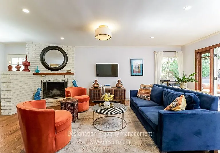 360 Glenullen Dr — Photo 4