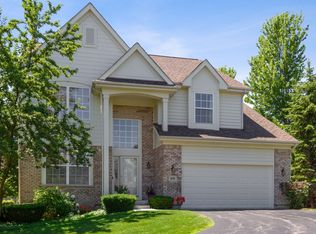 1876 Olympic Dr, Vernon Hills, IL 60061