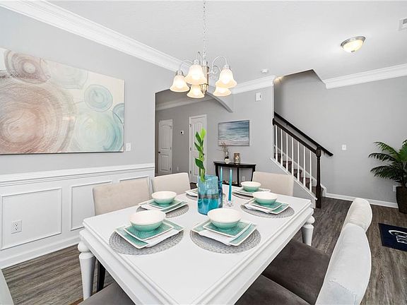 4th image of 3604 Cardinal Ln