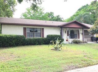 5111 Presidential St, Seffner, FL 33584