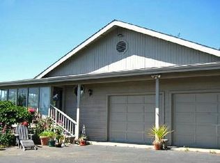 15620 Napa Ln, Brookings, OR 97415