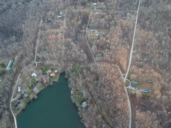 4 Tresa St, Crossville, TN 38572