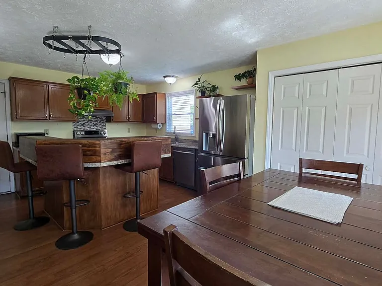 700 Rim Rd — Photo 15