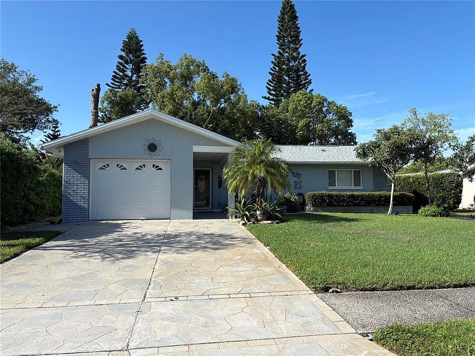 1st image of 133 STAFFORD CIRCLE