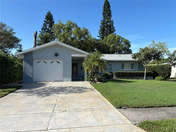 133 Stafford Cir, Palm Harbor, FL 34684
