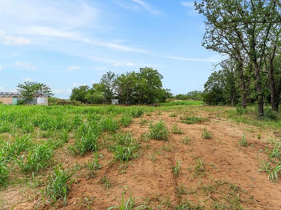 5th image of 709 County Road 3355