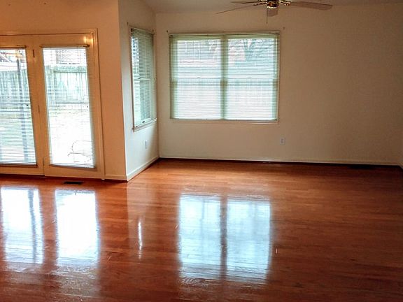 2nd image of 628 Dardanelles Dr