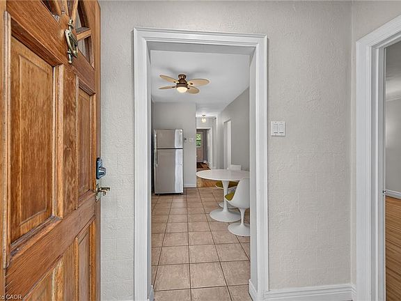 4th image of 603 Upper Wentworth St