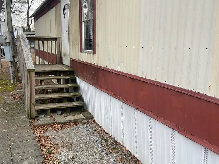 149 Ireland Dr — Photo 13