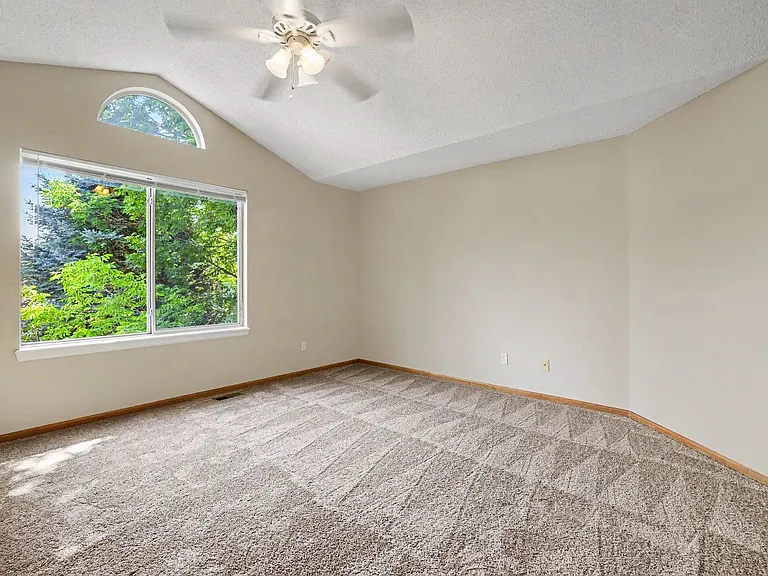 11742 Gray St — Photo 14