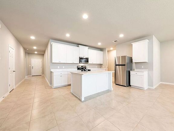 4th image of 8048 Massa Dr