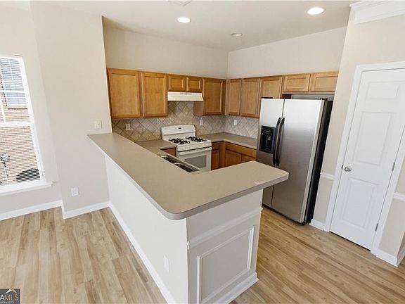 5th image of 776 Arbor Gate Ln