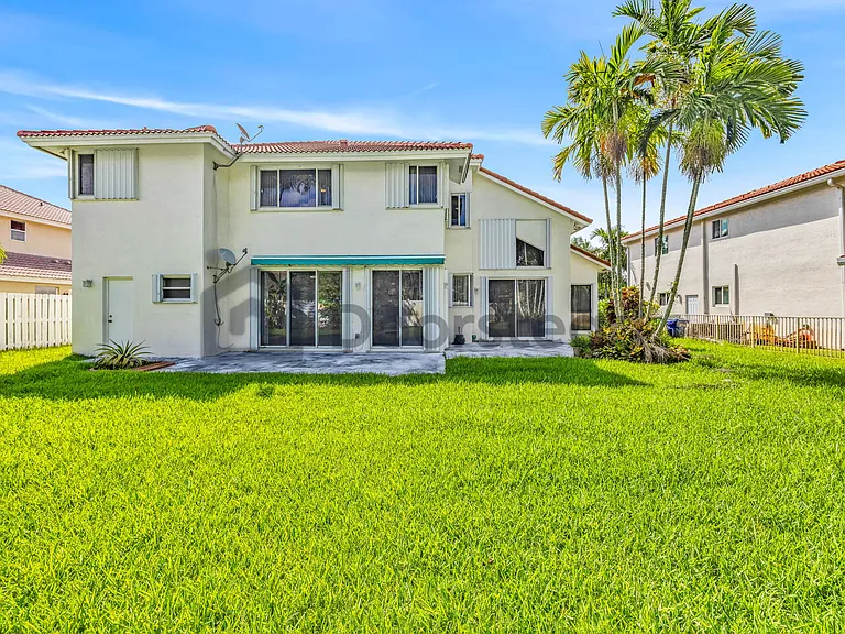 1120 NW 179th Ave — Photo 43