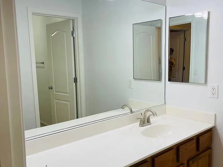1704 S Falcon Dr — Photo 8