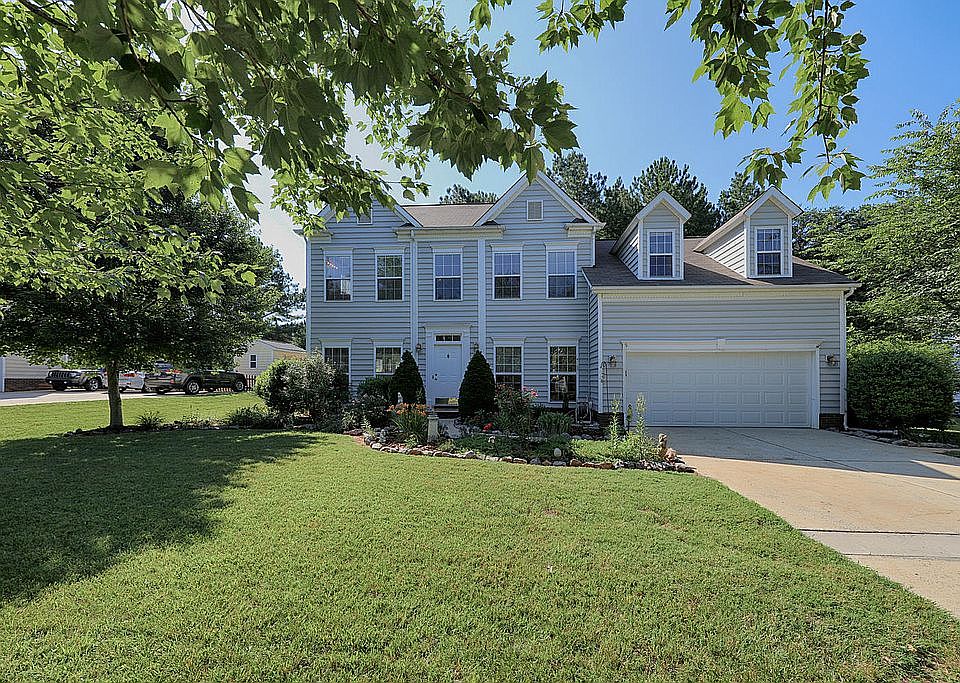 1st image of 129 Castleton Dr