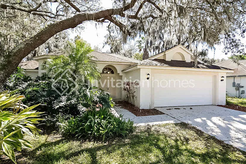 4011 Thackery Way Plant City, FL 33566 — Photo 1
