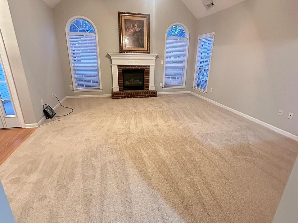 2nd image of 61 Riva Ridge Ln