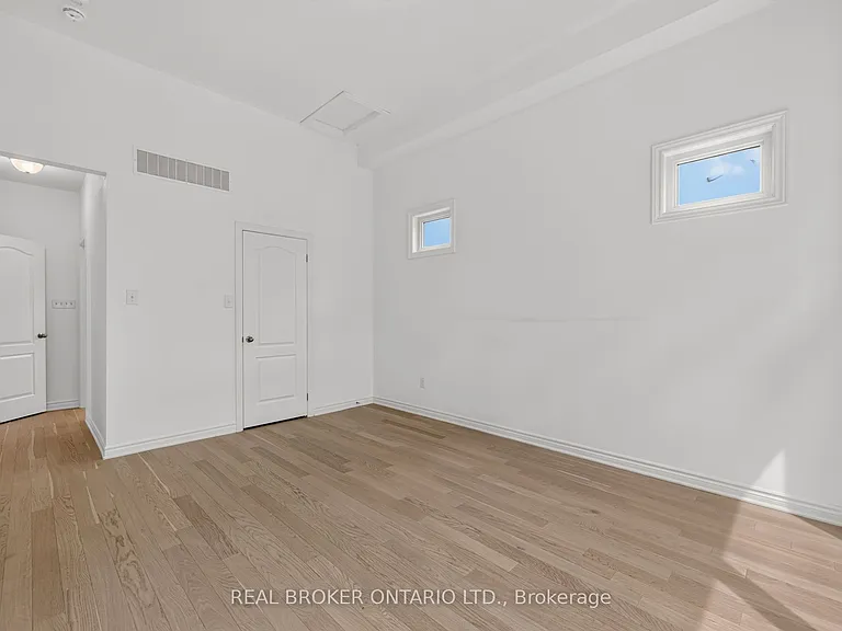 139 Marina Village Dr — Photo 12