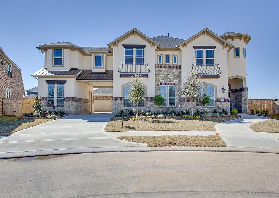 1st image of 28111 Bayou Cove Ct
