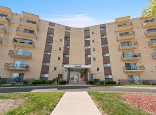 18400 Cherry Creek Dr APT 109, Homewood, IL
