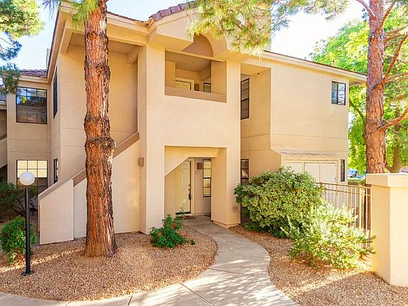 Front entrance for 1st floor unit