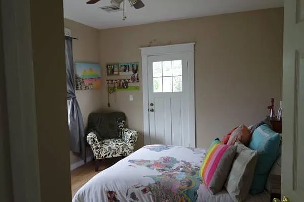 5963 Colbert St — Photo 9