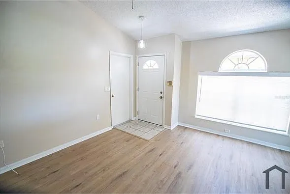 8696 Foley Dr — Photo 3