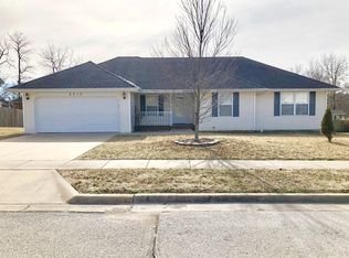 2212 E Lee St, Republic, MO 65738
