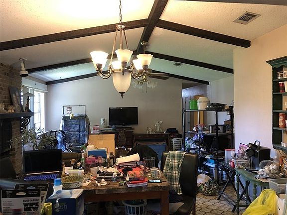 3rd image of 2000 Carmel Valley Dr