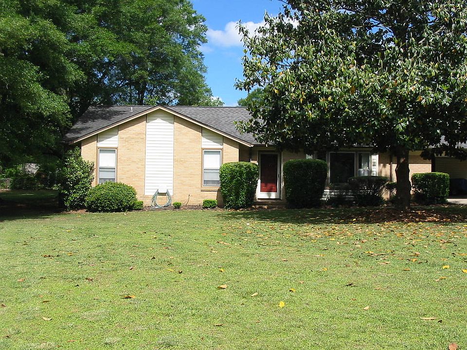 1st image of 3443 Breezewood Dr