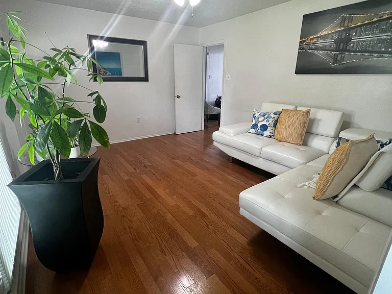 9410 Vienna Ave — Photo 6