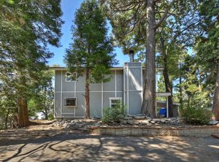 23685 Scenic Dr, Crestline, CA 92325