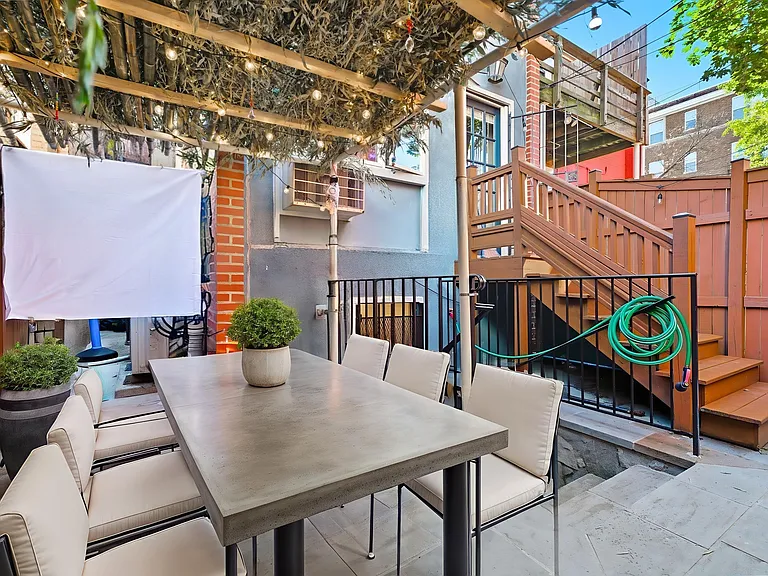 2604 Mozart Pl NW — Photo 20