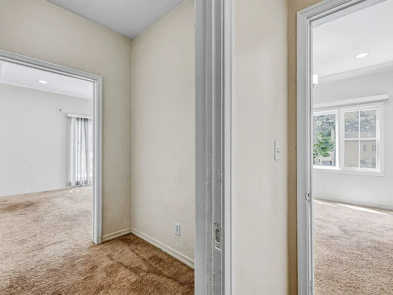 4103 1/2 Garthwaite Ave #1 — Photo 20