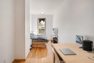 Rented by Bond New York