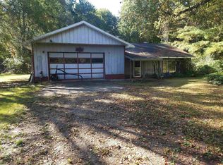 5167 Howard Rd, Smiths Creek, MI 48074