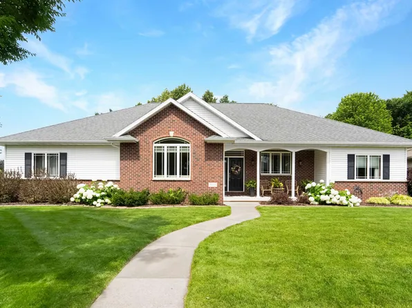 3046 Winnipeg St, Menasha, WI 54952