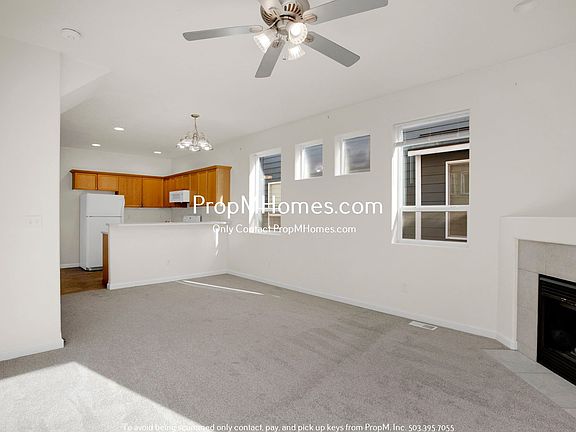 4th image of 8422 SE Clinton St