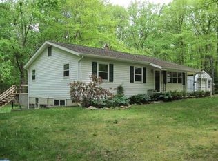 1227 Barons Hill Rd, Honey Brook, PA 19344