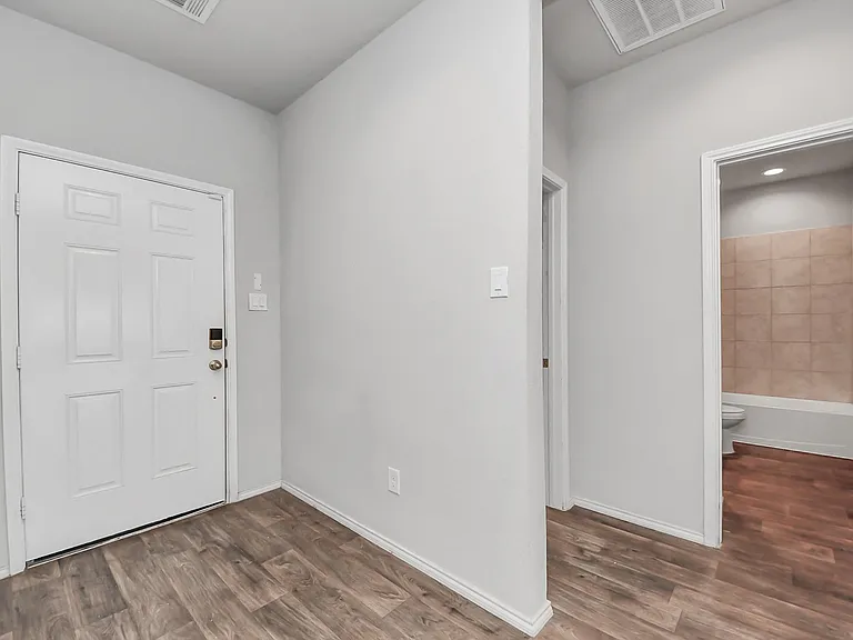 4406 Andorno Dr — Photo 14