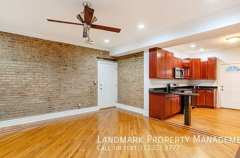 502 E 49th St #203 — Photo 9