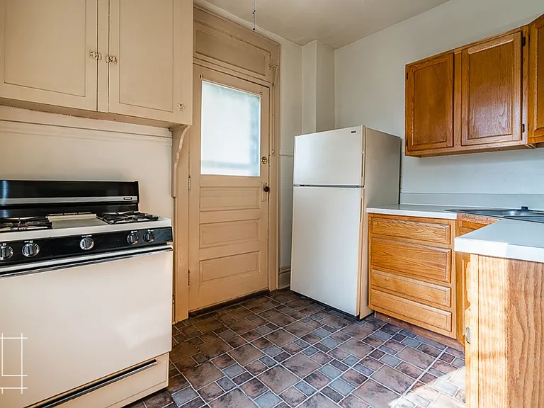 35 Lundy St. — Photo 22