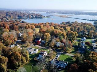 225 Prospect Hill Rd, Groton, CT 06340