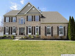 2 Brandon Dr, Bayville, NJ 08721
